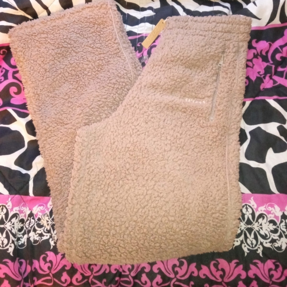 Skims pants